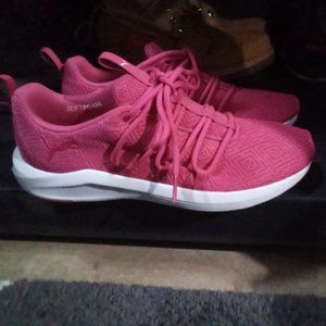 Puma Sneakers